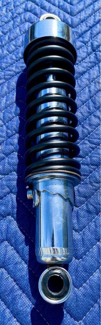 SR400 SR500 ヤマハ純正　リアサスペンション　黒　マットブラック