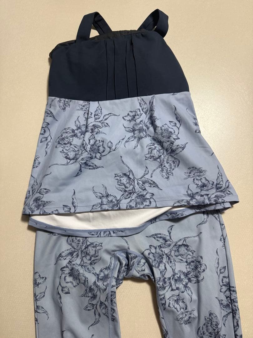【値下げ】定価24600円！SUKALA 花柄レギンス Sサイズ 上下ヨガウェア