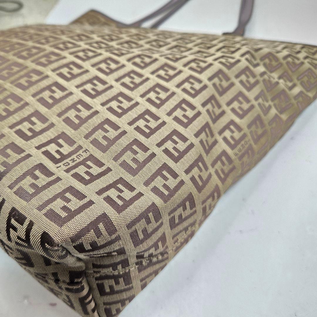 極美品 FENDI トートバッグ ズッカ柄 A4収納可能