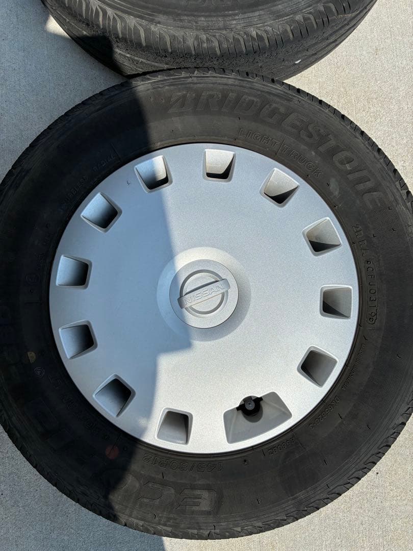 NISSAN NV100クリッパー DR17V 純正ホイールとキャップ