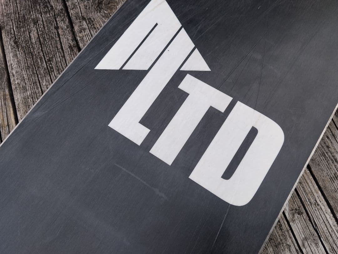 スノーボード 011 Artistic FLY SPIN LIMITED 150