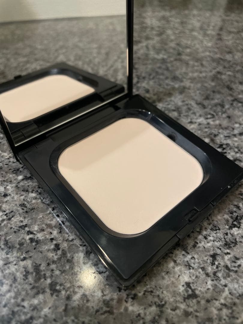 【週末限定値下げ】プードルコンパクトエサンシエル（エレガントスリム）