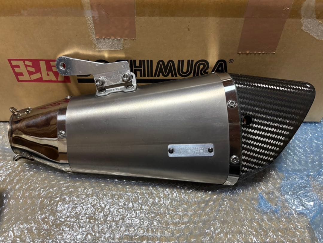 ヨシムラ CBR1000RR SC59 08‐11 前期 R11 スリップオン