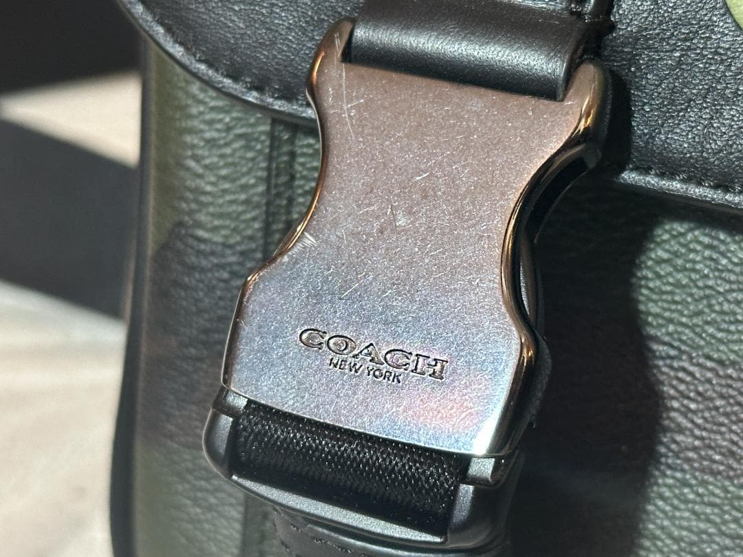 coach　トラック クロスボディ ショルダーバッグ　メンズ　迷彩　コーチ