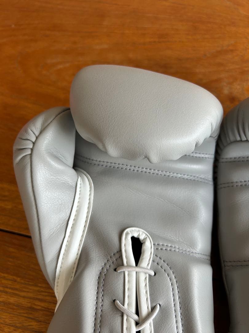 ✴︎限定値下げ中　FLY ボクシンググローブ 12オンス　使用感　ウイニング