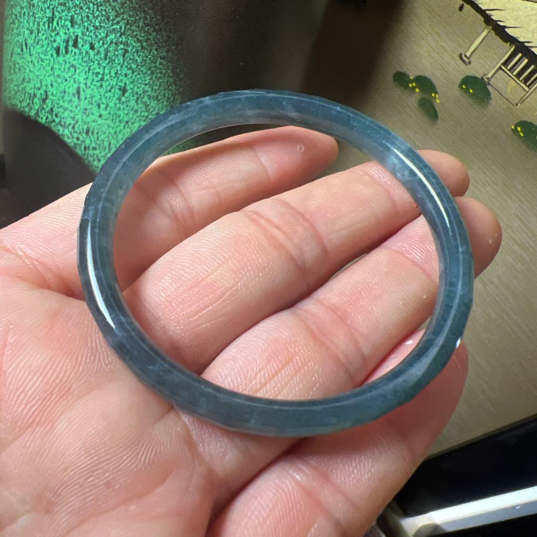 本翡翠、キラキラカット氷藍水バングル　〜52