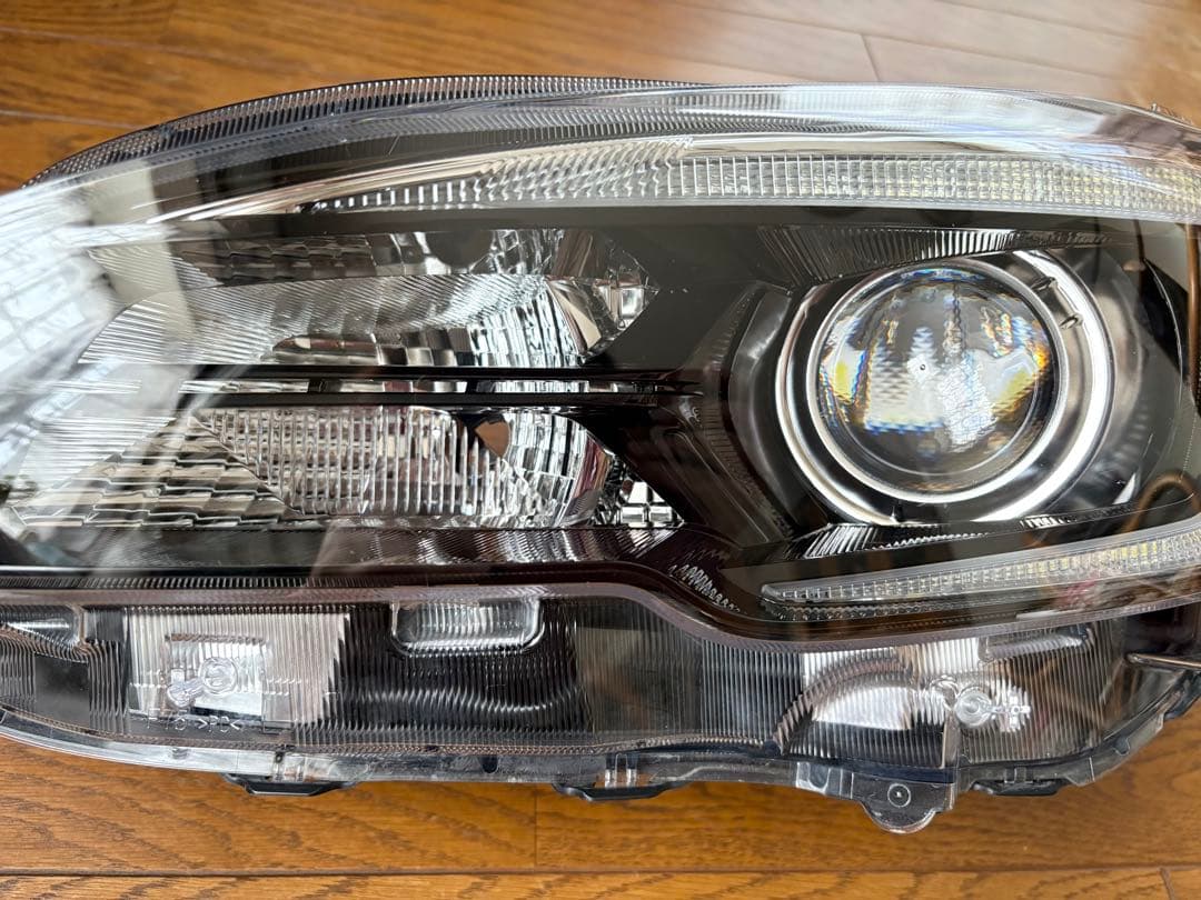 Max様 スバル レヴォーグ/WRX STI/ S4 左ヘッド LED 純正