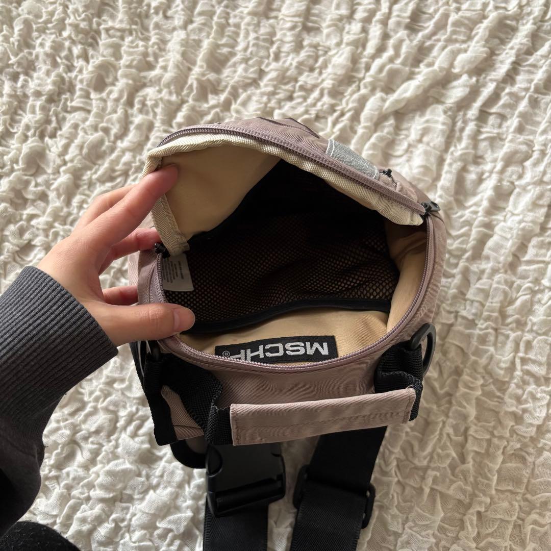 バッグ mschf RHOMBUS SLING BAG-PINK GREY