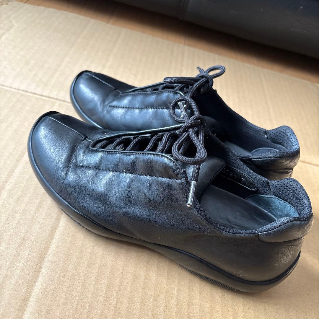 PRADAナッパレザースニーカー黒23.5