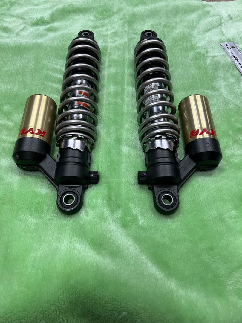 KYB カヤバ リアサスペンション ZRX1200ダエグ