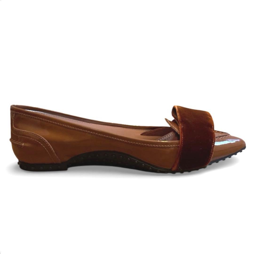 【美品】TOD'S トッズ パンプス フラット パテント エナメル キャメル