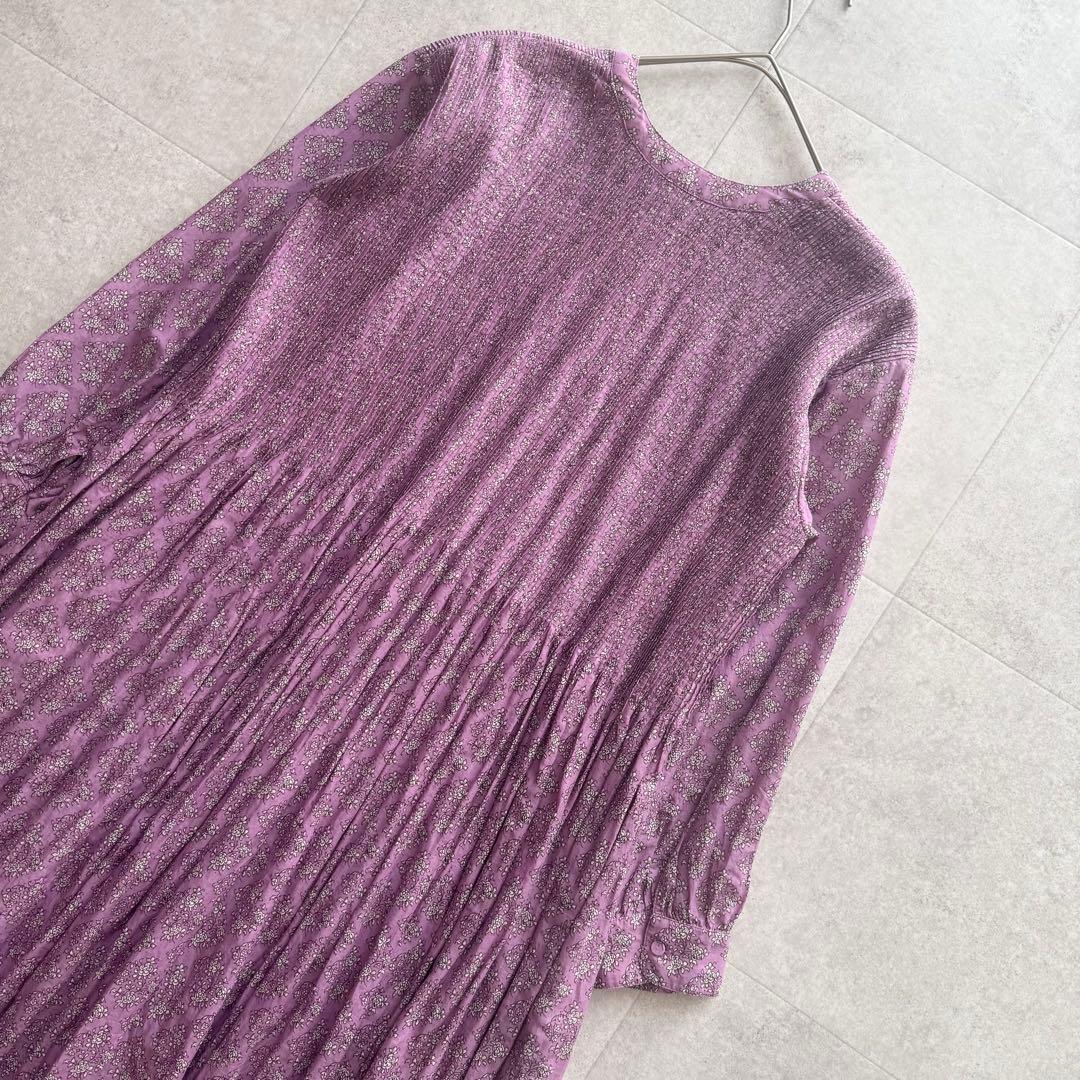 メゾンドソイル　ロングワンピース　ピンタック　花柄　2　Vネック　紫　インド製