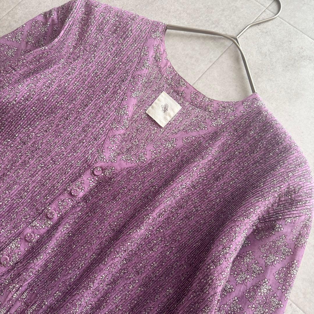 メゾンドソイル　ロングワンピース　ピンタック　花柄　2　Vネック　紫　インド製