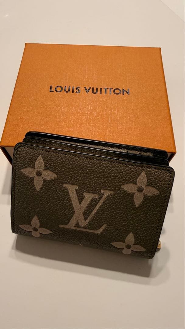【美品】ルイ・ヴィトン 二つ折り財布 ポルトフォイユ・クレア　M82370