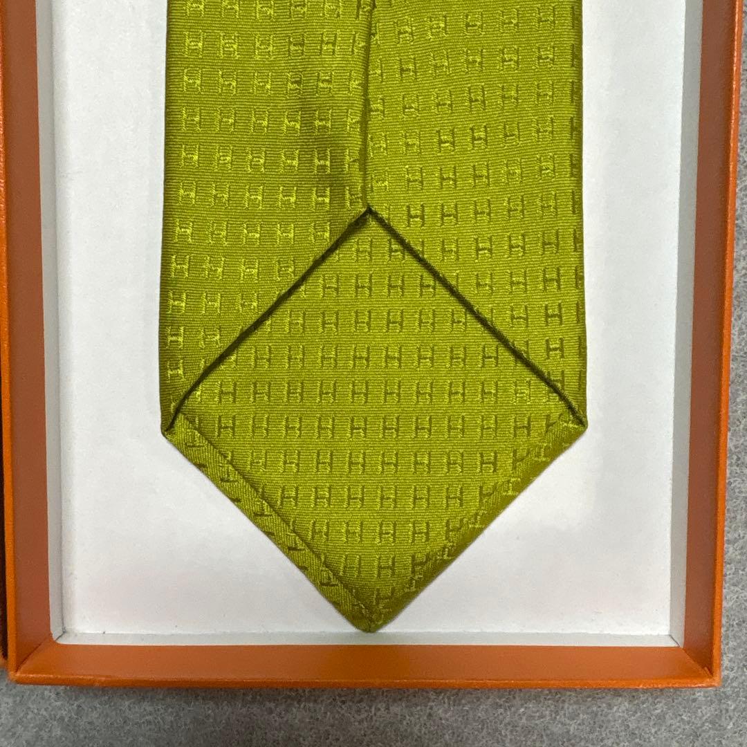 エルメス　ネクタイ 黄緑 H柄H織ファソネ 美品
