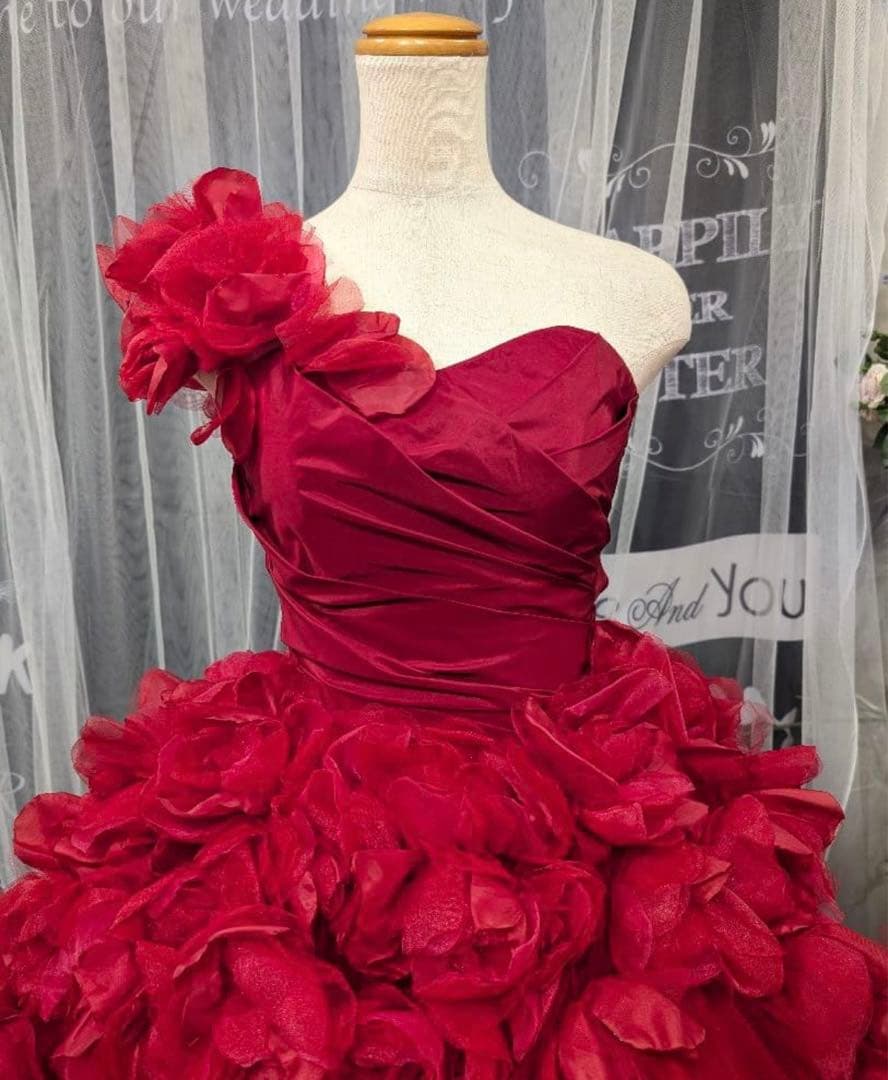 キヨコハタ　ウエディングカラードレス赤