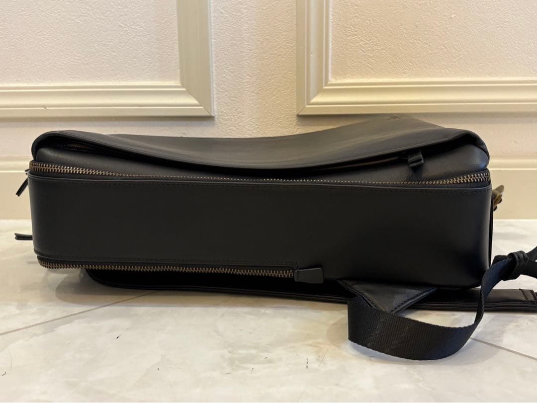 未使用 Evoon マルチビジネスリュック レザー ブラック