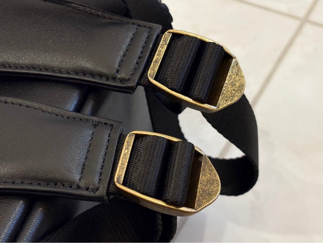 未使用 Evoon マルチビジネスリュック レザー ブラック