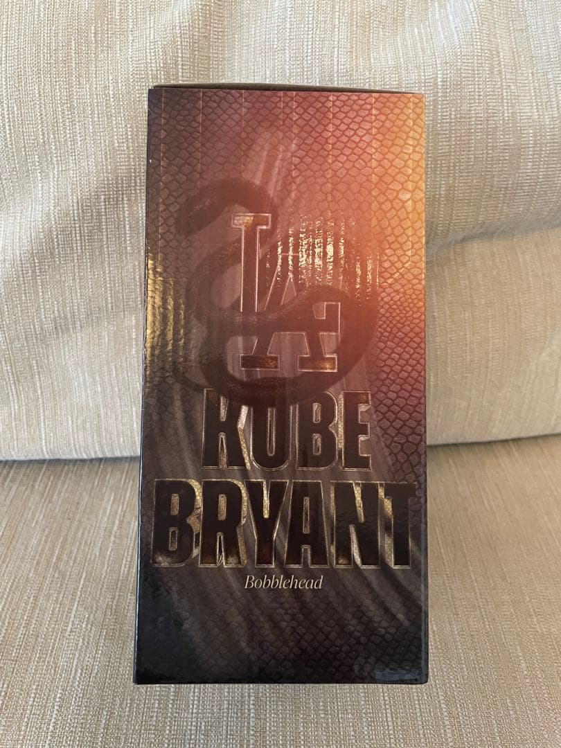 【限定】Kobe Bryant Bobblehead フィギュア