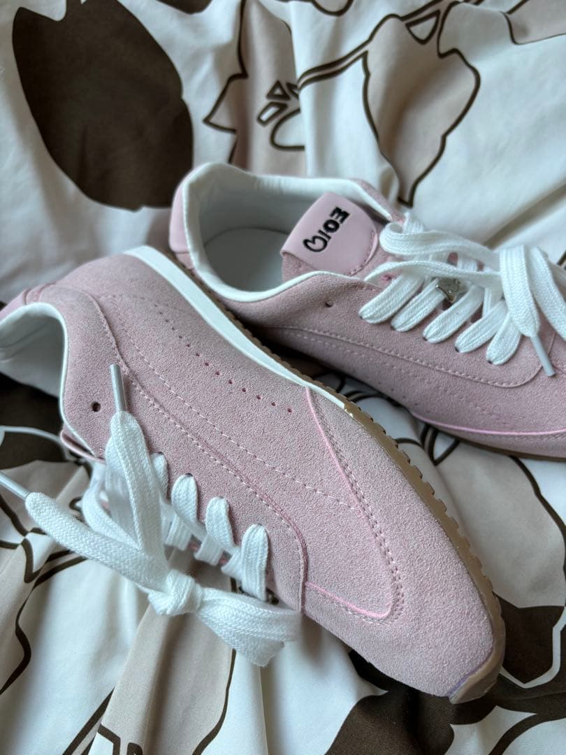 新品未使用alo ピンク スエード コラボスニーカー37