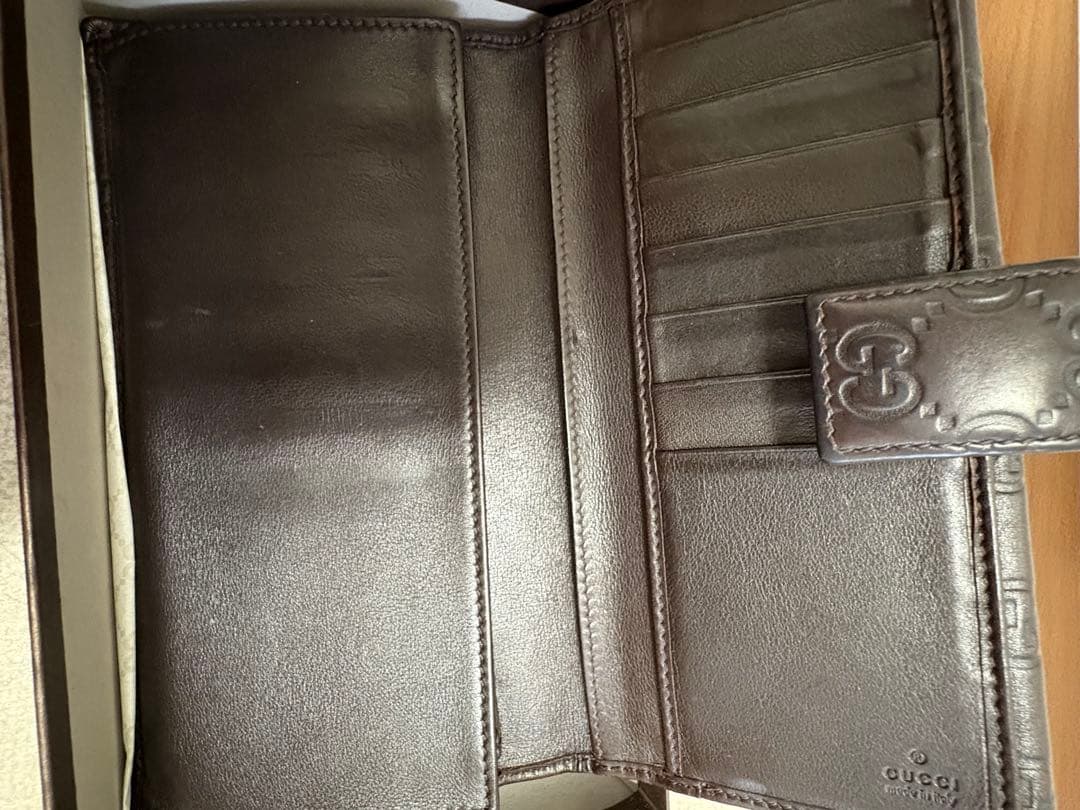 GUCCI ダークブラウン 長財布
