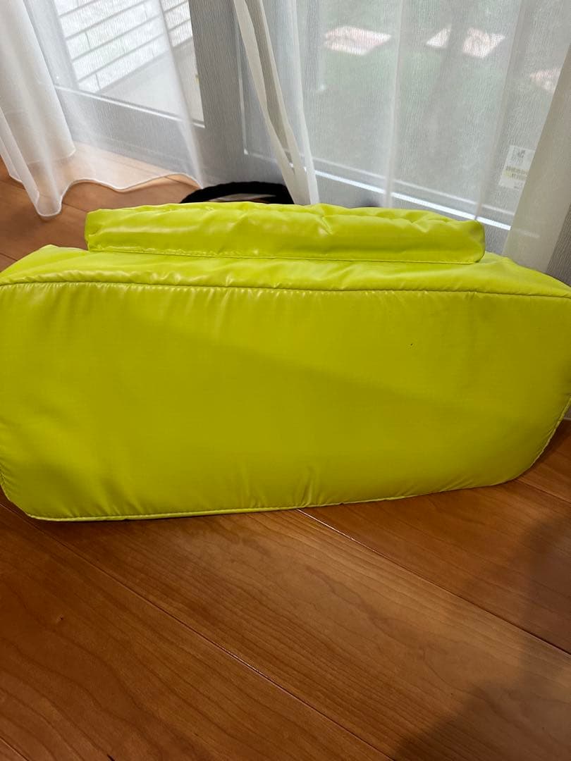 MASTER BUNNY EDITION 蛍光イエロー トートバッグ