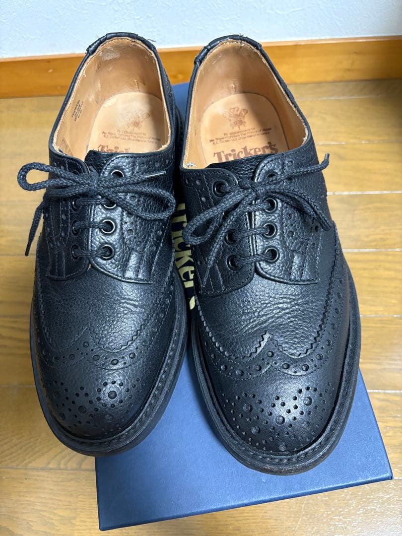 Tricker's ブラック ドレスシューズ　バートン