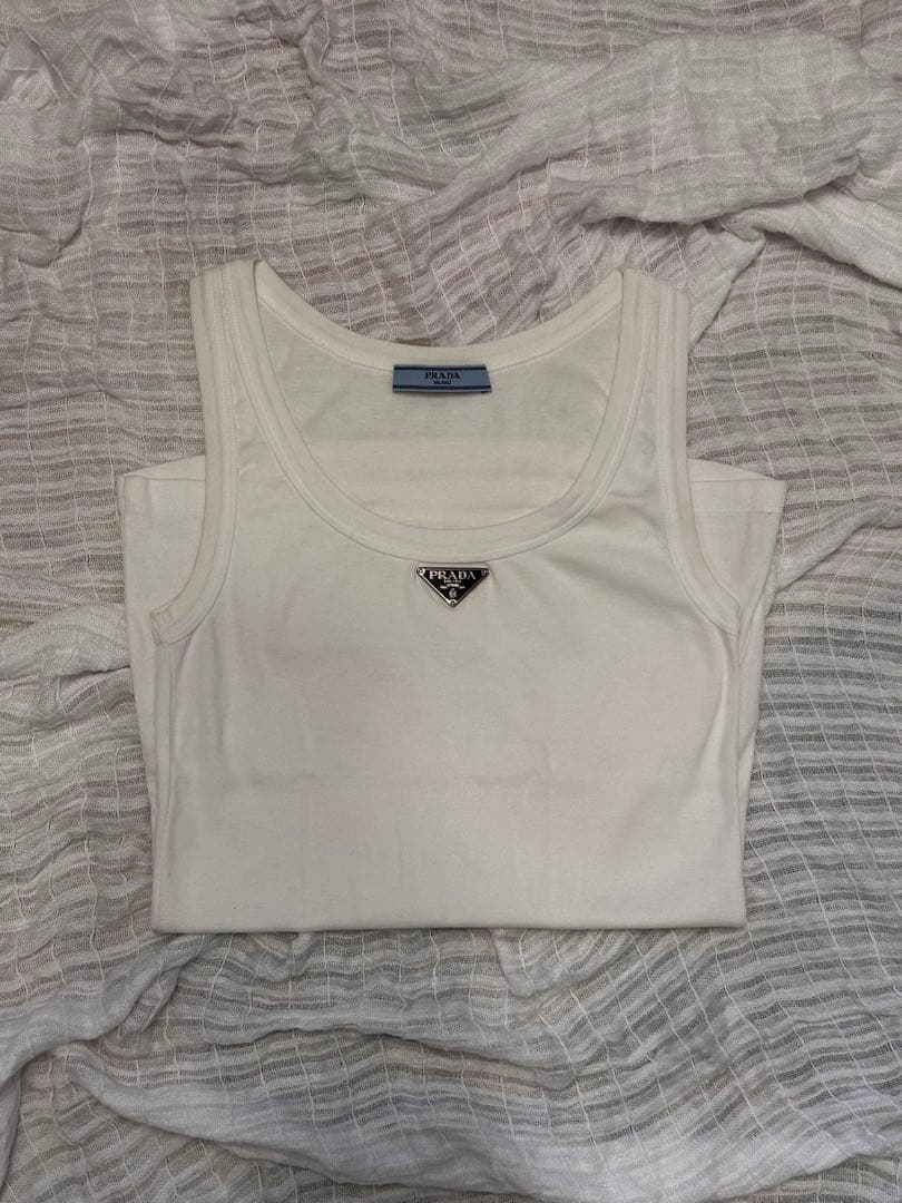 PRADA /ホワイトタンクトップ
