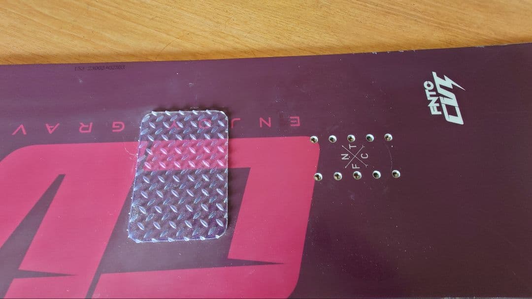 FNTC CVT スノーボード　153cm ソフトカバー付き