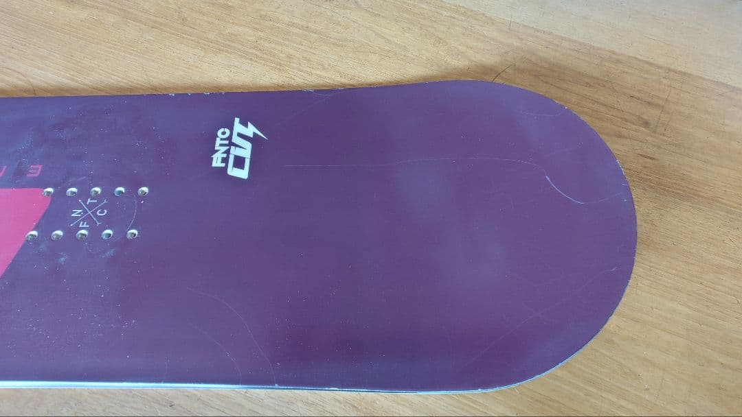 FNTC CVT スノーボード　153cm ソフトカバー付き