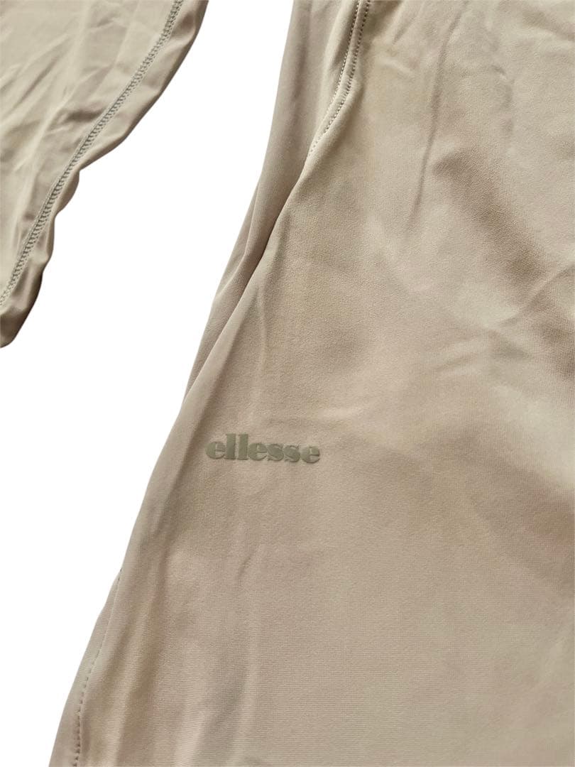 ellesse テニス　長袖Tシャツ　UV ストレッチ　Lサイズ