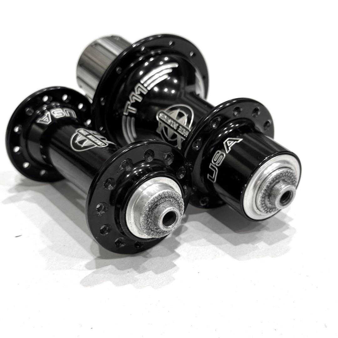 ホワイトインダストリー White industries ハブ 24h ロード