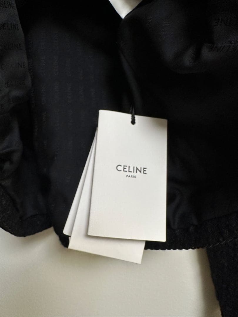 本物新品タグ付きCELINE シャスールジャケット　ノーカラー黒ジャケット