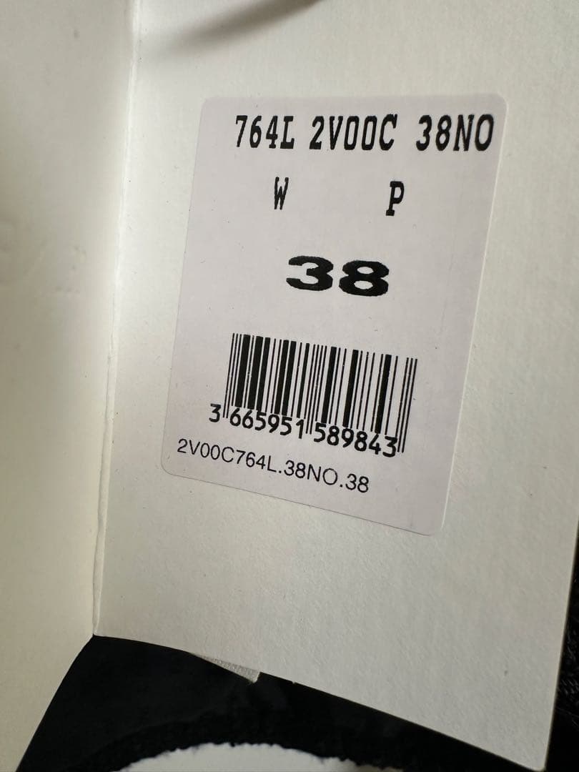 本物新品タグ付きCELINE シャスールジャケット　ノーカラー黒ジャケット