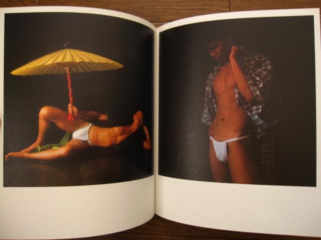 青年肖像　日本の男が美しい　東風終