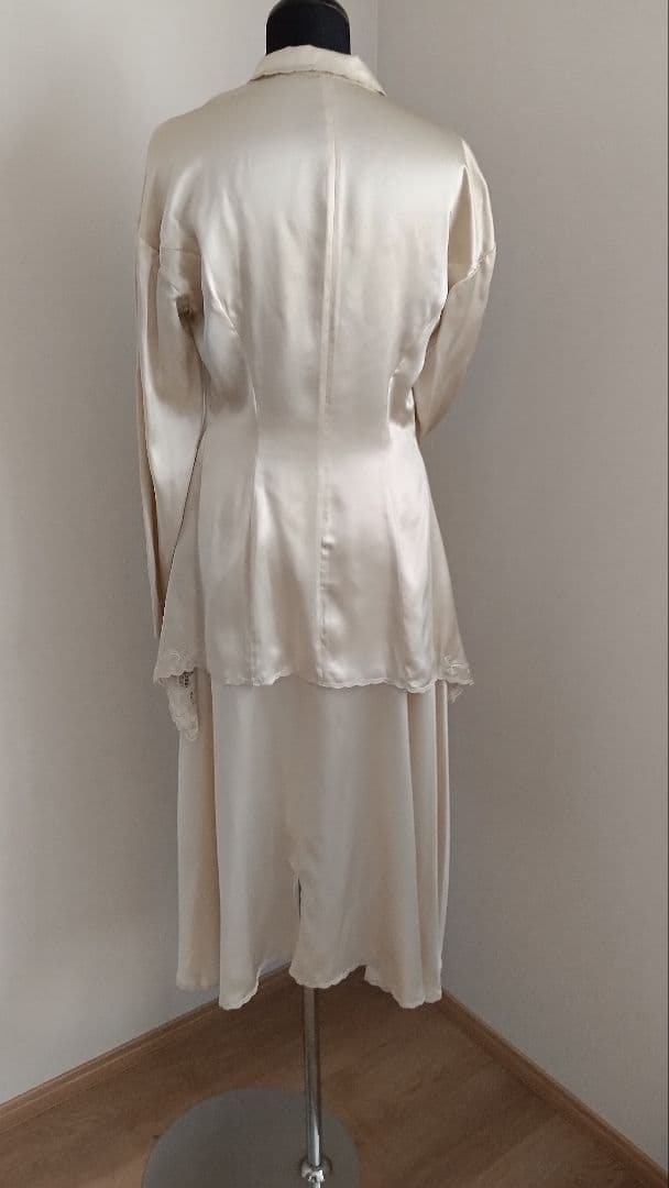 エイココンドウ綿麻夏コート　LA-BREA メルローズ　シルクスーツ　綿キャミ