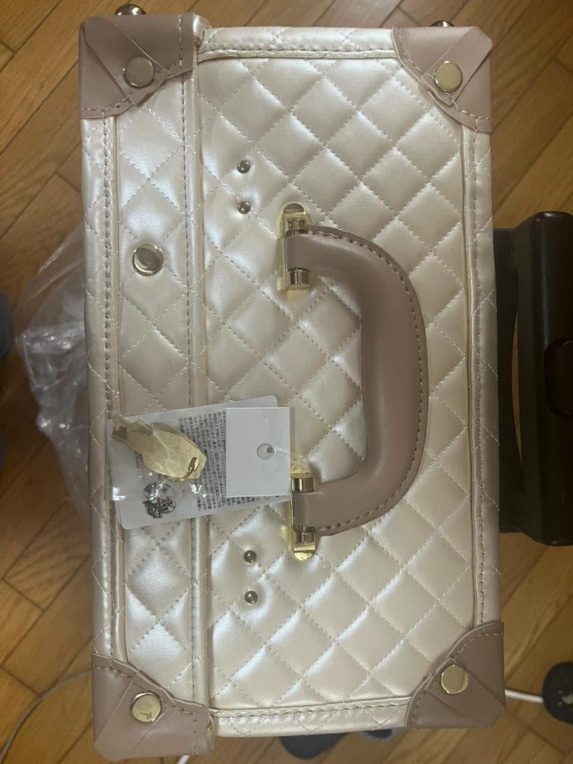 セーラームーン キャリーケース USJ コラボ 希少