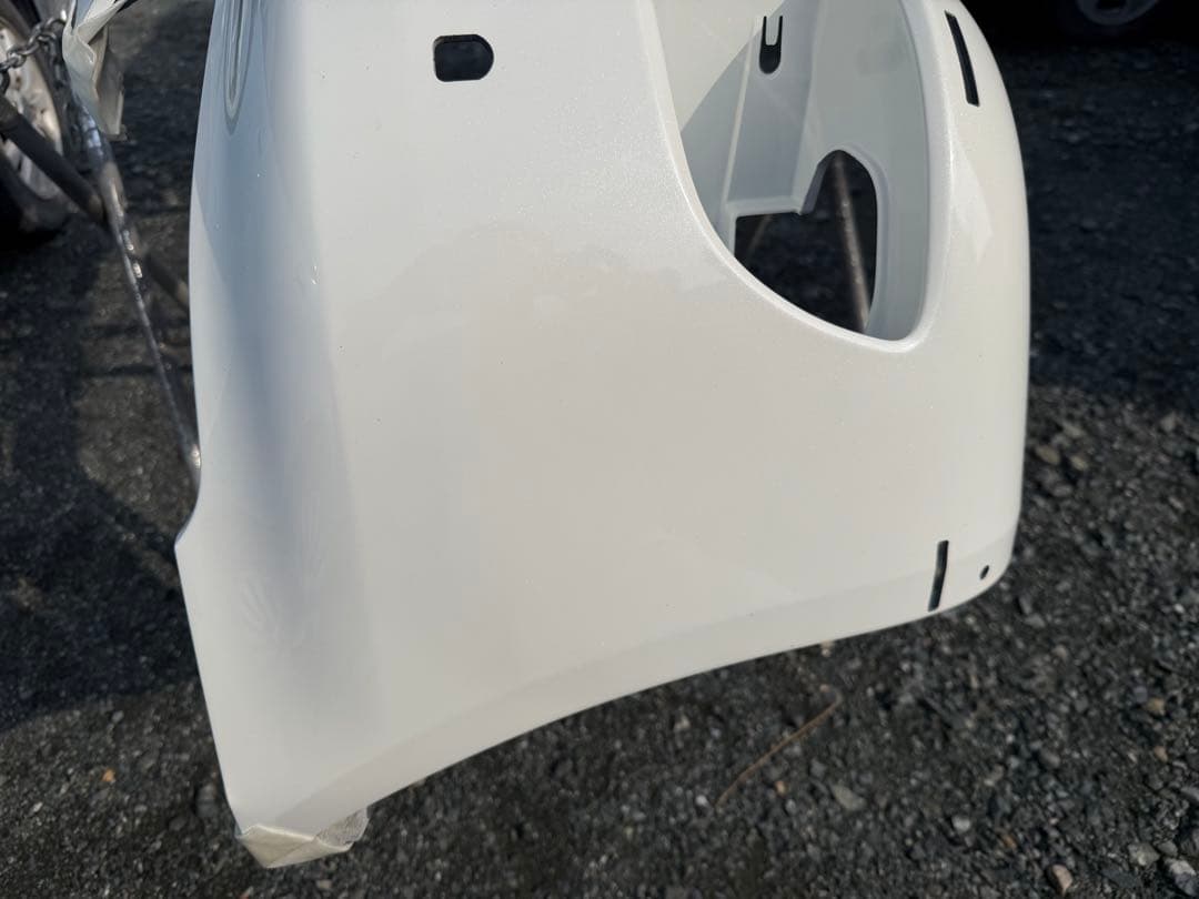 t*o様 18クラウン　フロントバンパー　パール新品（長期保管品）