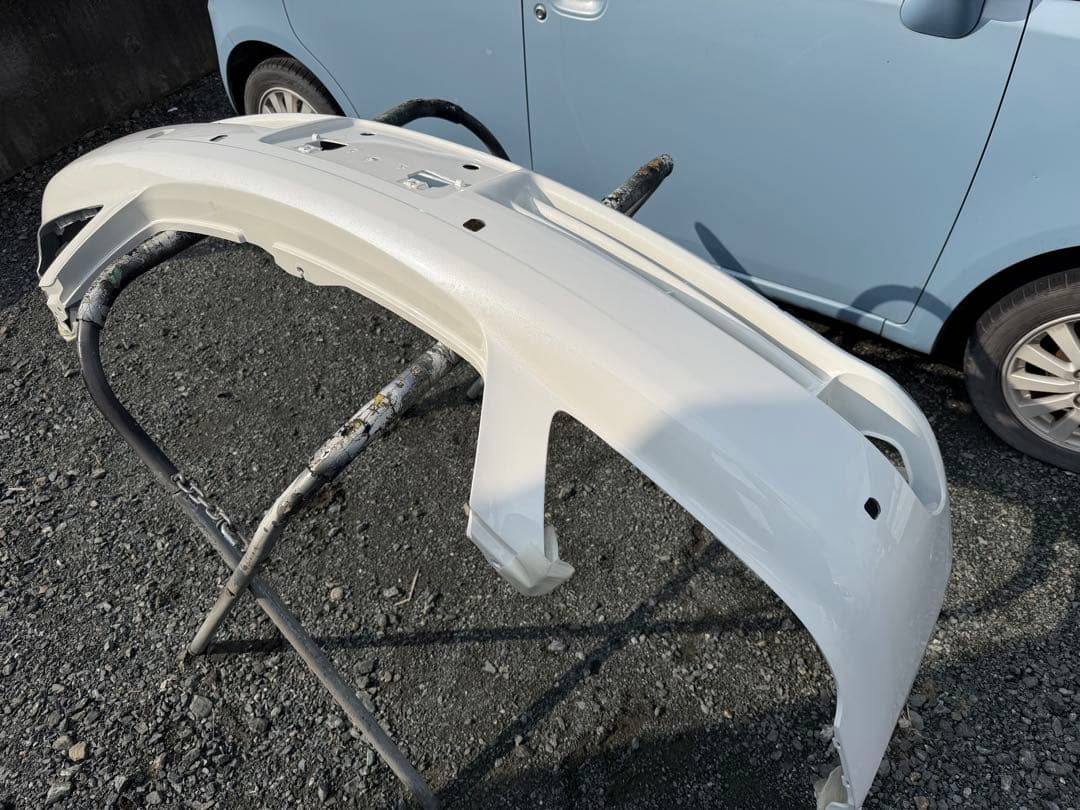 t*o様 18クラウン　フロントバンパー　パール新品（長期保管品）