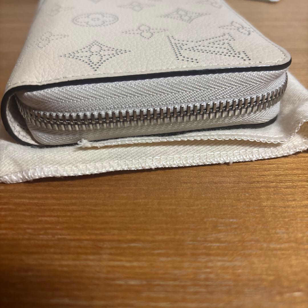 Louis Vuitton マヒナ ジッピーウォレット ルイヴィトン 長財布