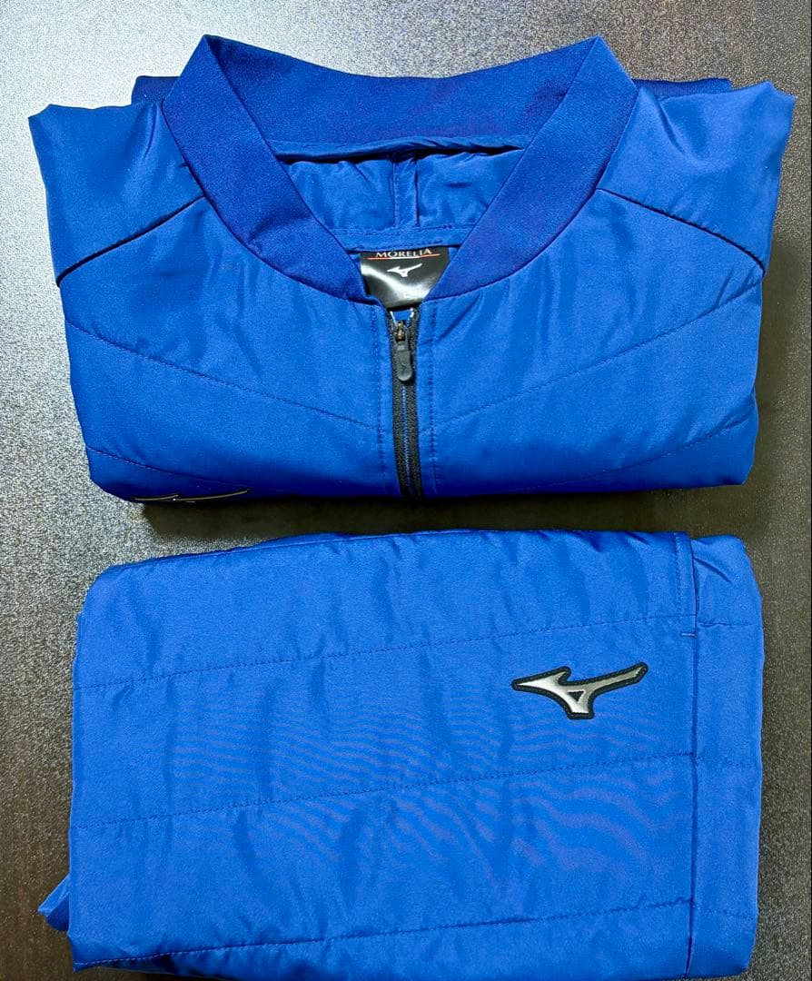 ミズノ　モレリア　ハイブリッドトレーニングトップ・パンツ　Lサイズ　セット