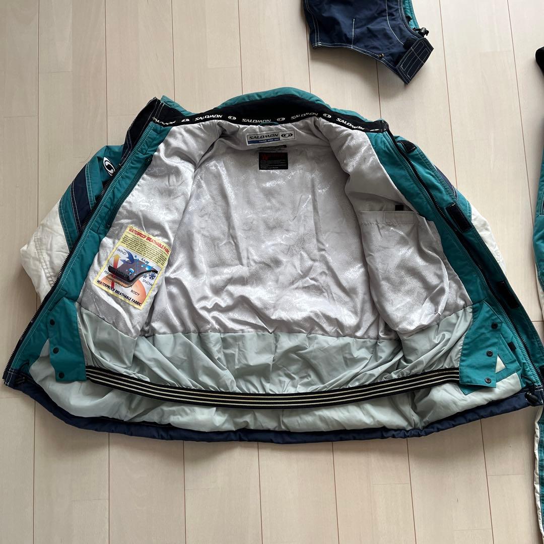 連休限定値下げ！SALOMON スキーウェア 上下　フード付き