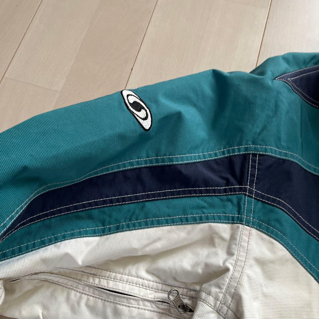 連休限定値下げ！SALOMON スキーウェア 上下　フード付き