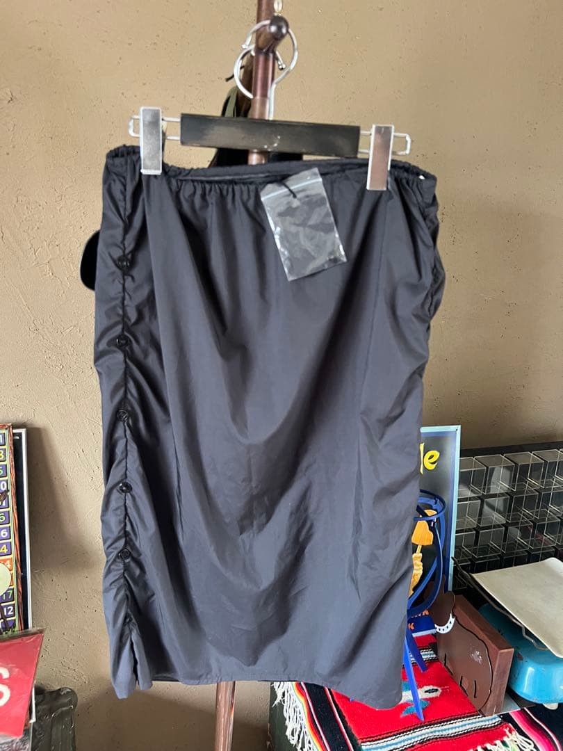 初期タグ　LADMUSICIAN ナイロンスカート