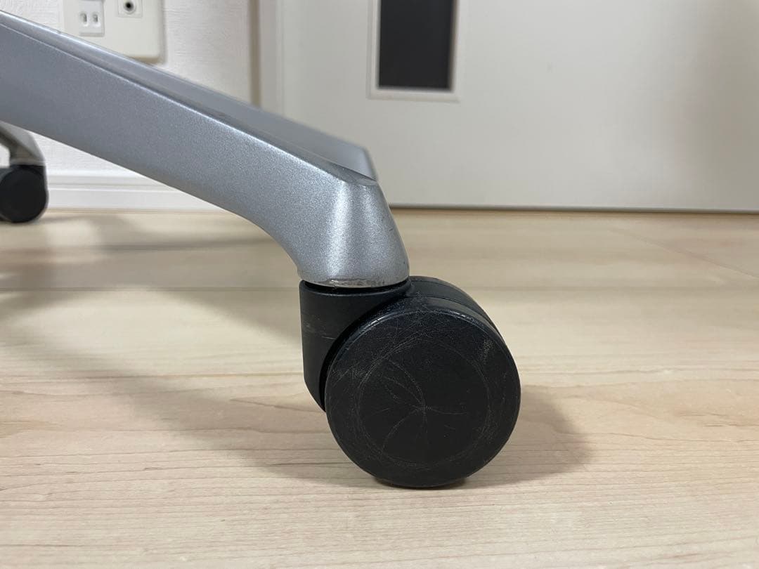 直取引価格　❗️オカムラ Baron バロンチェア レッド