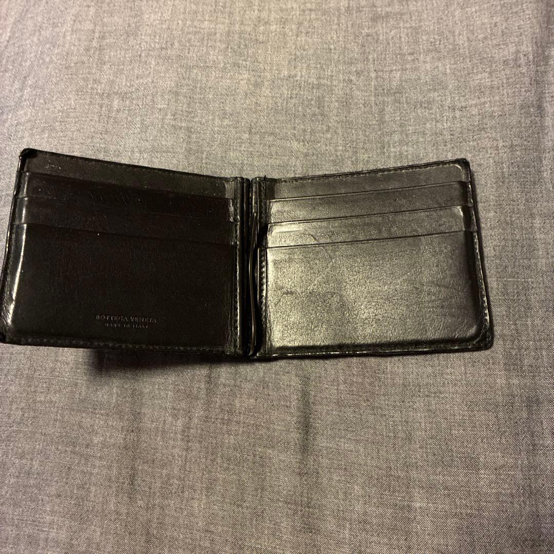 ボッテガベネタ、ブラックレザー マネークリップ 編み込みデザイン