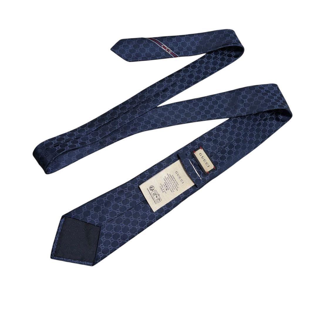 極美品　GUCCI メンズ シルクタイ GGパターン ネイビー 光沢 高級