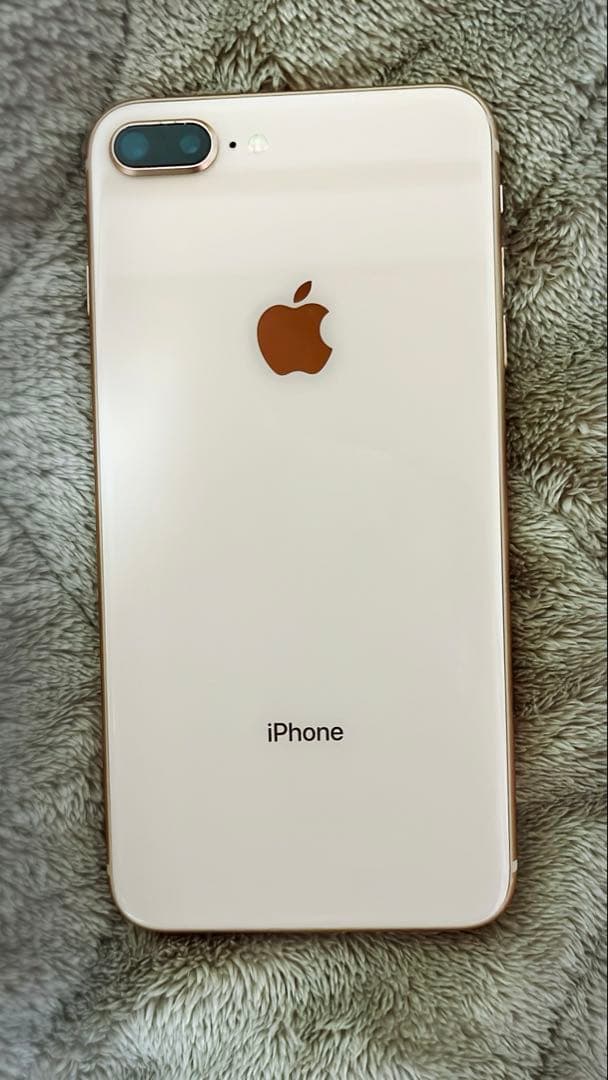 iPhone 8 Plus 本体 ゴールド 256GB