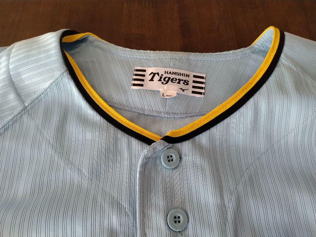 ☆プロフ内ユニホーム販売中☆阪神タイガースユニホーム 輝流復刻ユニ