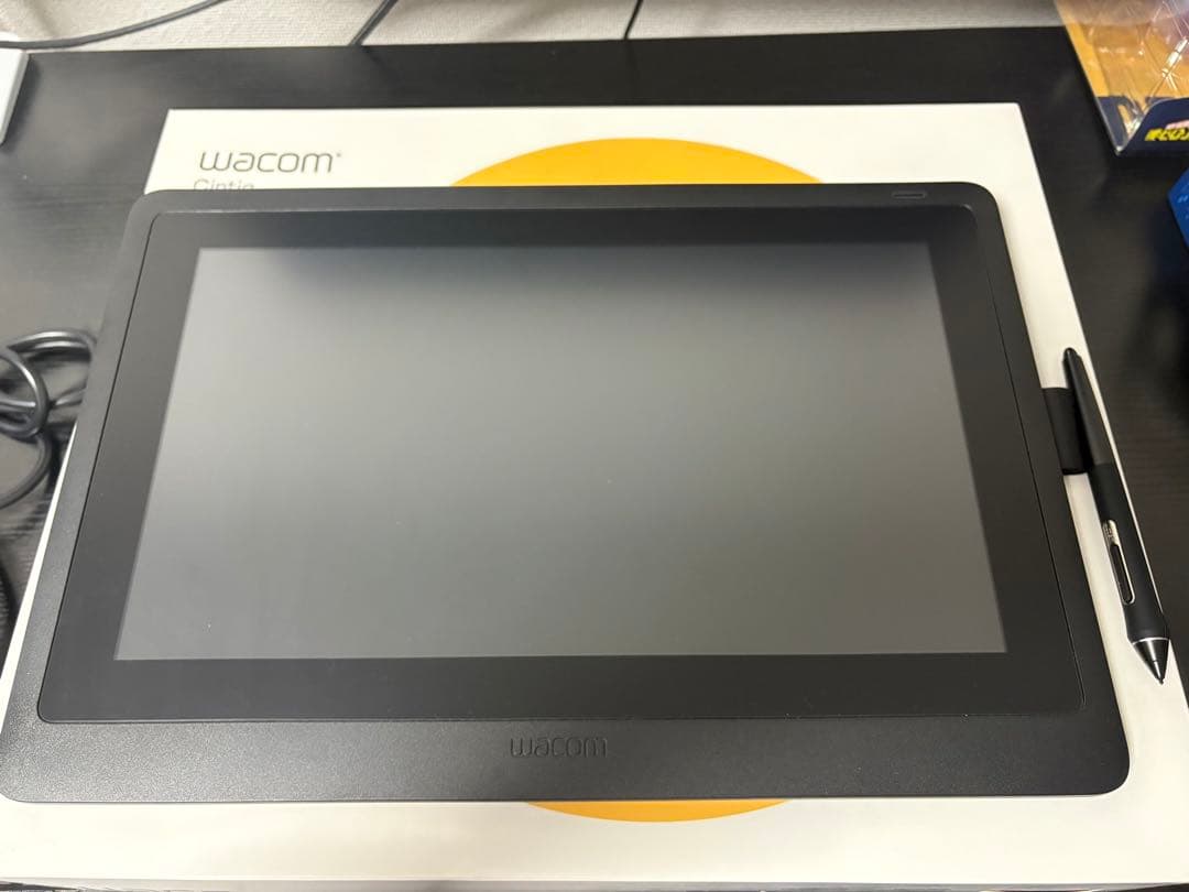 Wacom 液晶ペンタブレット　Cintiq16 DTK-1660/K1D